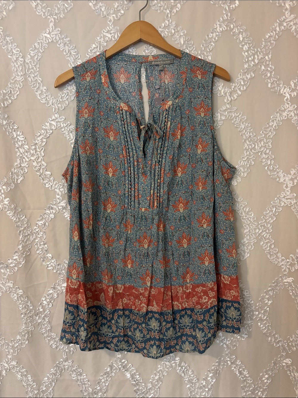Daniel Rainn Blue Floral Pintuck Tie-Neck Sleeveless Top with Rust Border